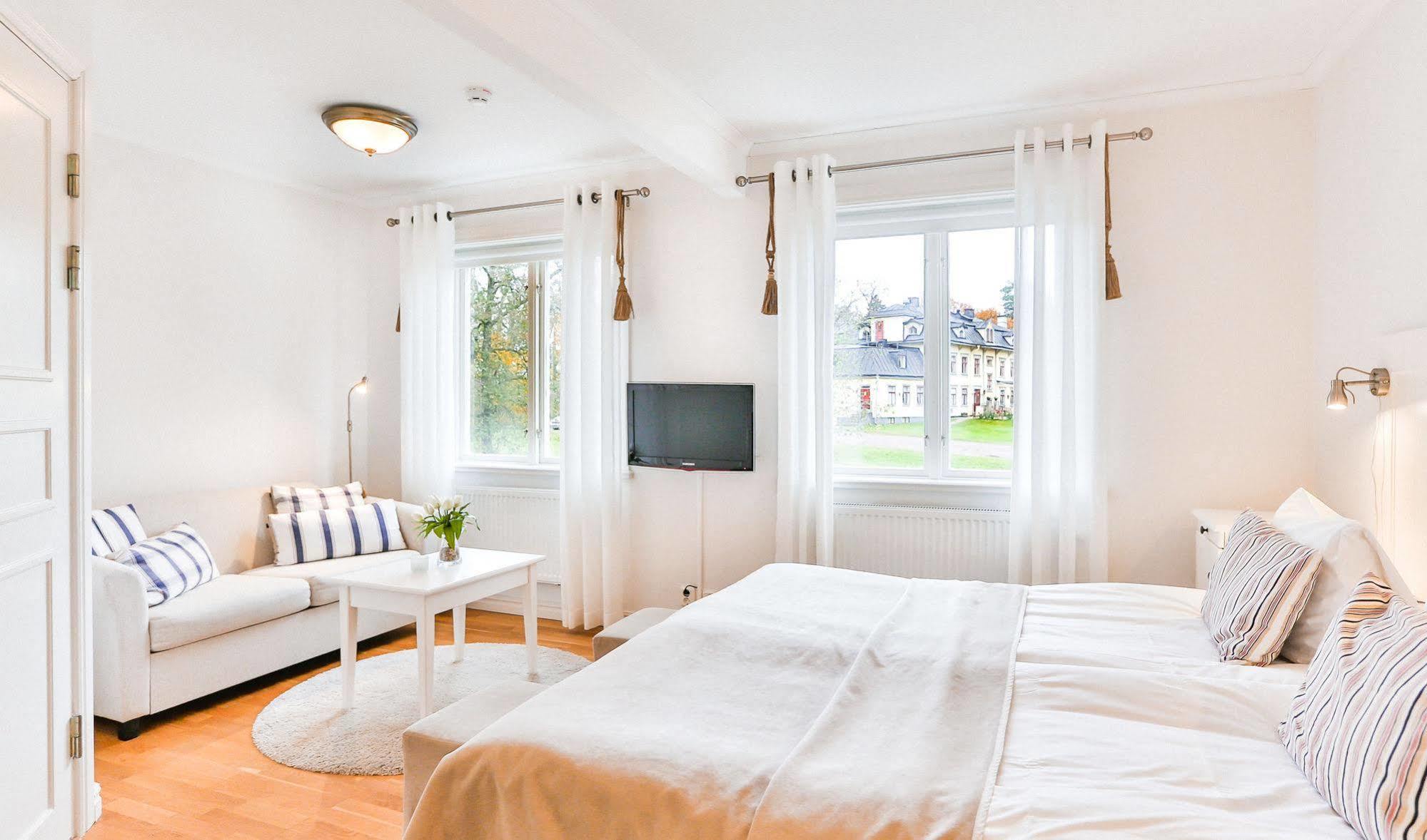 Hotel Hennickehammars Herrgard
